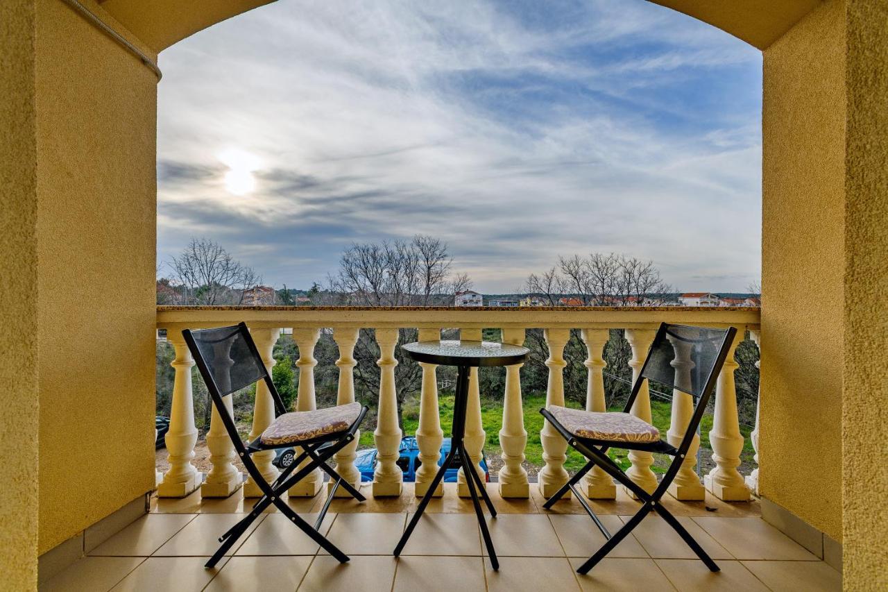Comfort In Peaceful Area - With Garden *