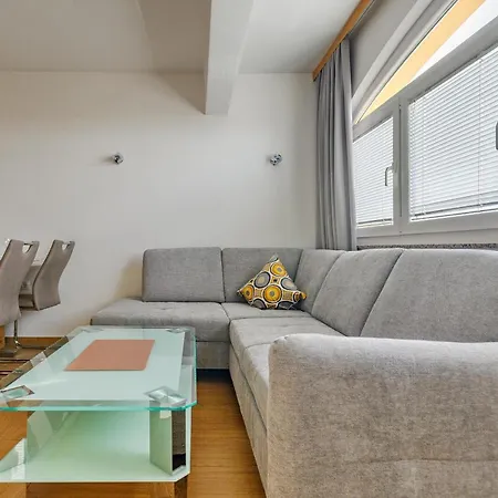 Comfort Apartments In Peaceful Area Zadar - With Garden Exterior photo