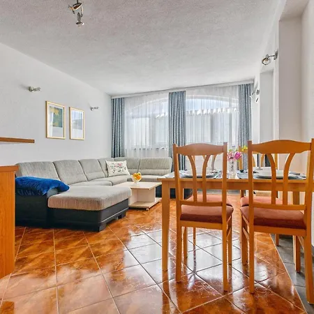 Comfort Apartments In Peaceful Area Zadar - With Garden Exterior photo