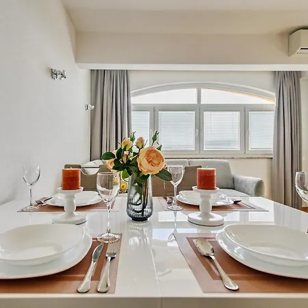 Comfort Apartments In Peaceful Area Zadar - With Garden Exterior photo