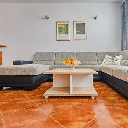 Comfort Apartments In Peaceful Area Zadar - With Garden Exterior photo