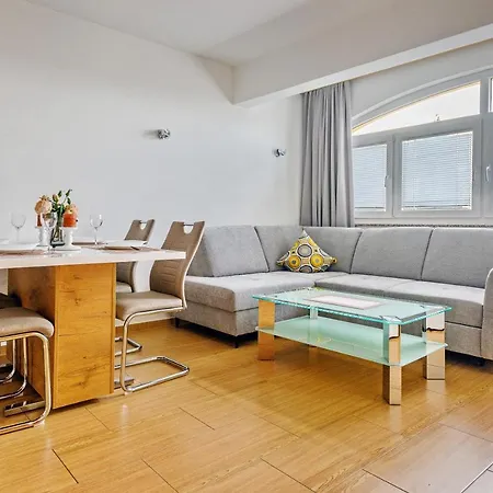 Comfort Apartments In Peaceful Area Zadar - With Garden Exterior photo