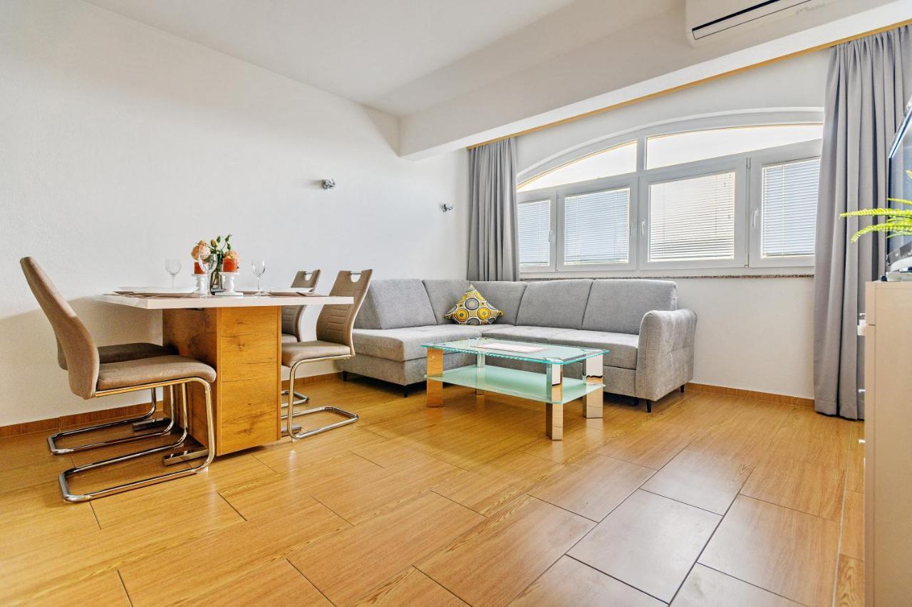 Apartment Comfort In Peaceful Area - With Garden Zadar