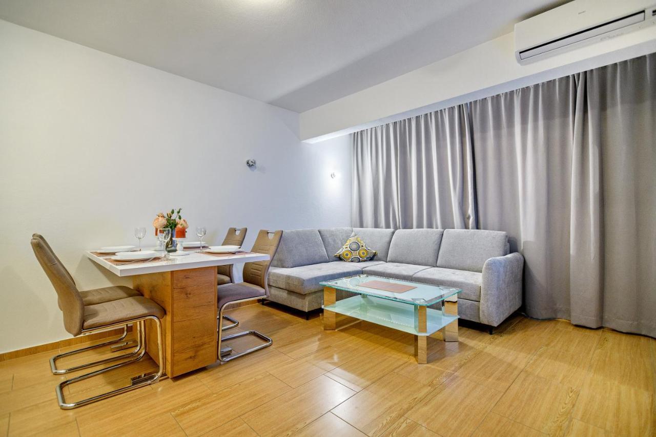 Apartment Comfort In Peaceful Area - With Garden