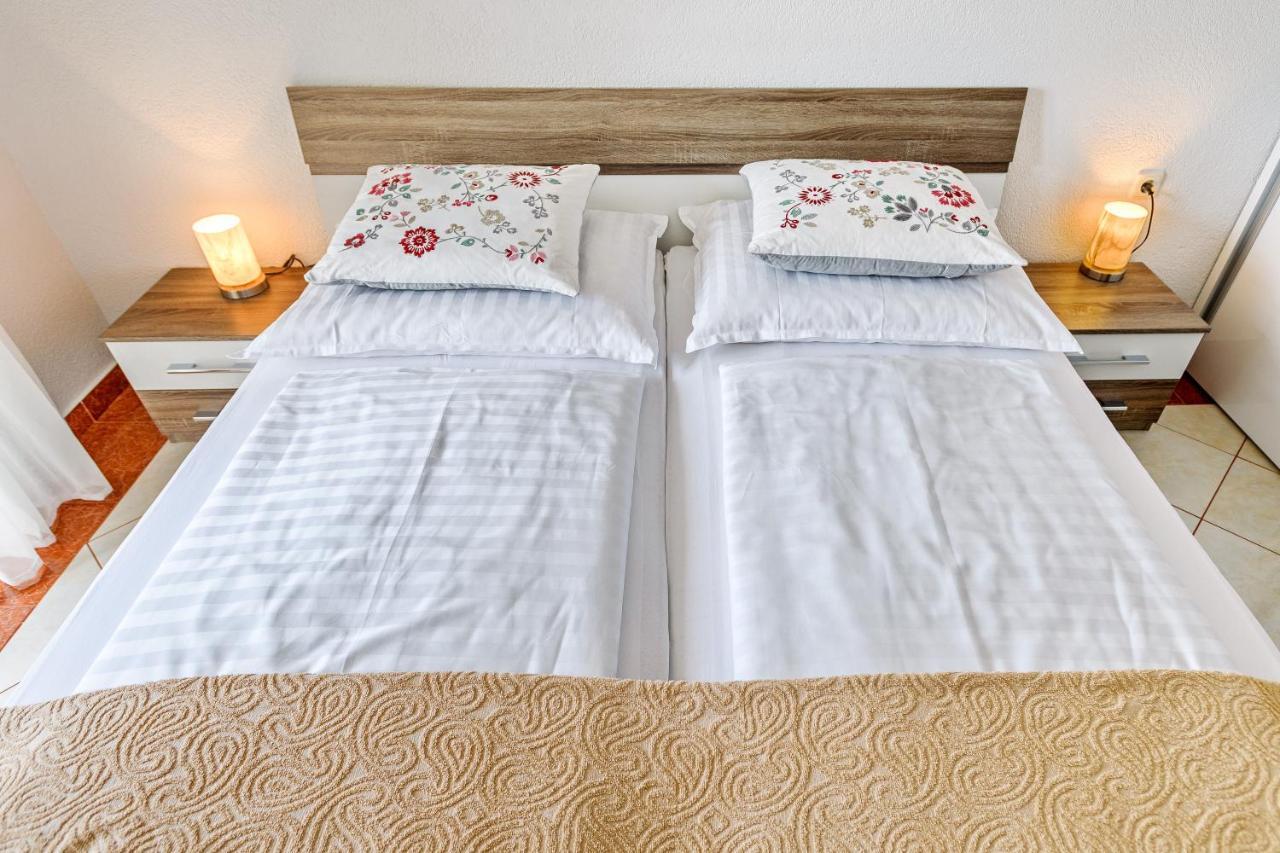 Apartment Comfort In Peaceful Area - With Garden Zadar