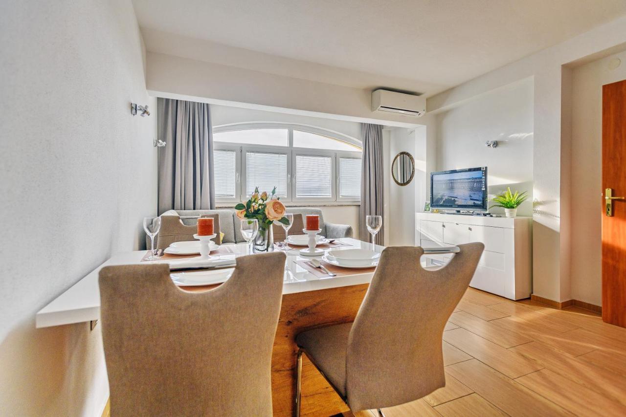 Comfort In Peaceful Area - With Garden Apartment Zadar
