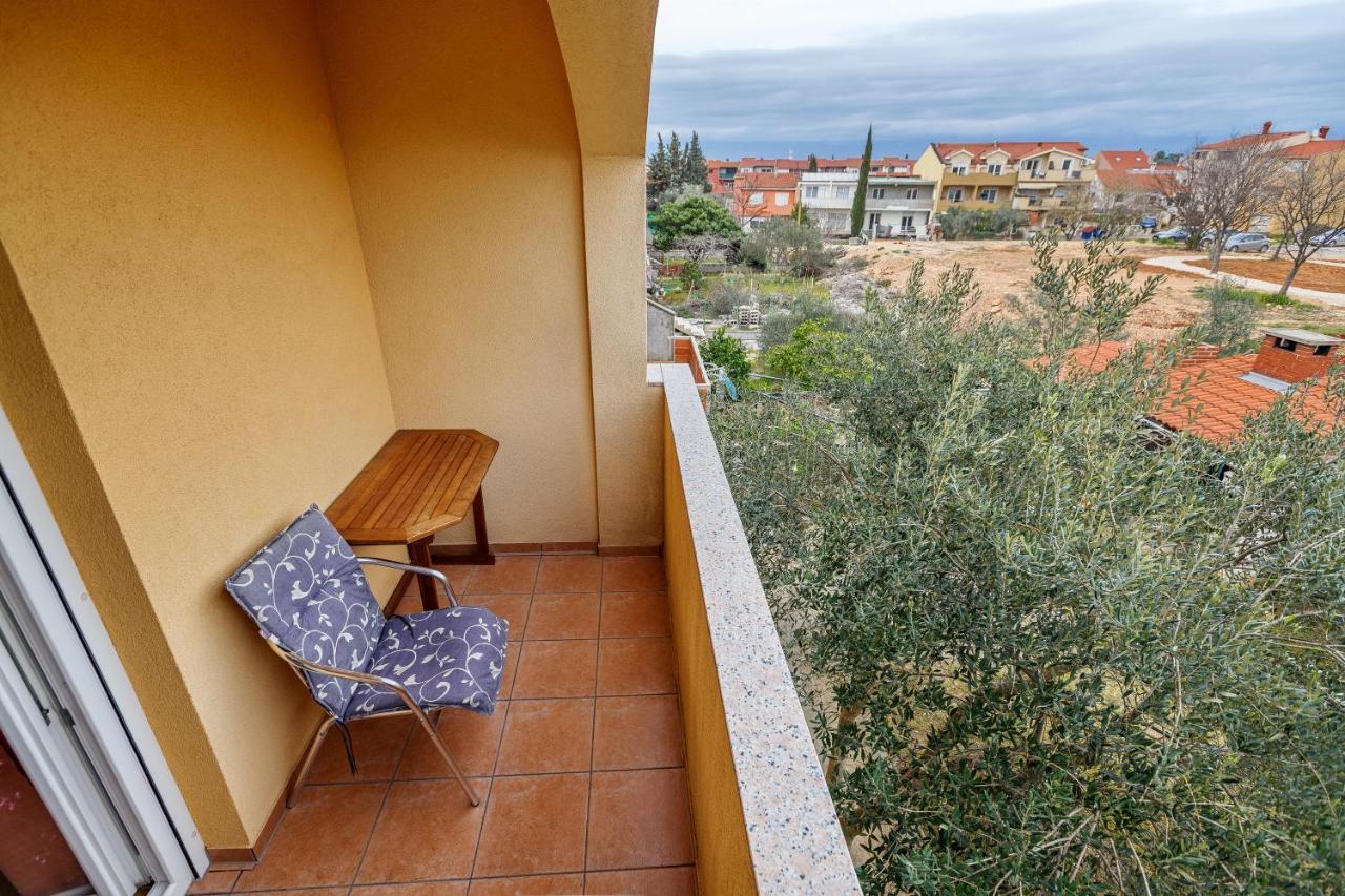 Apartment Comfort In Peaceful Area - With Garden