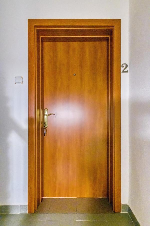 Comfort In Peaceful Area - With Garden Apartment Zadar